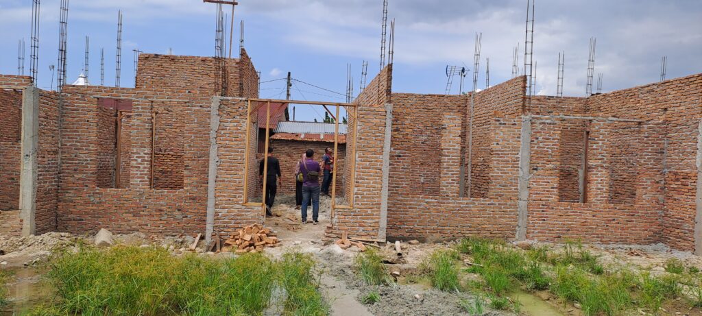 Sahabat Tukang Indonesia: Jasa bangun & renovasi rumah, kantor, apartemen. Ahli desain, pengecatan, perbaikan kebocoran, septic tank, & instalasi air. Wujudkan properti impian Anda